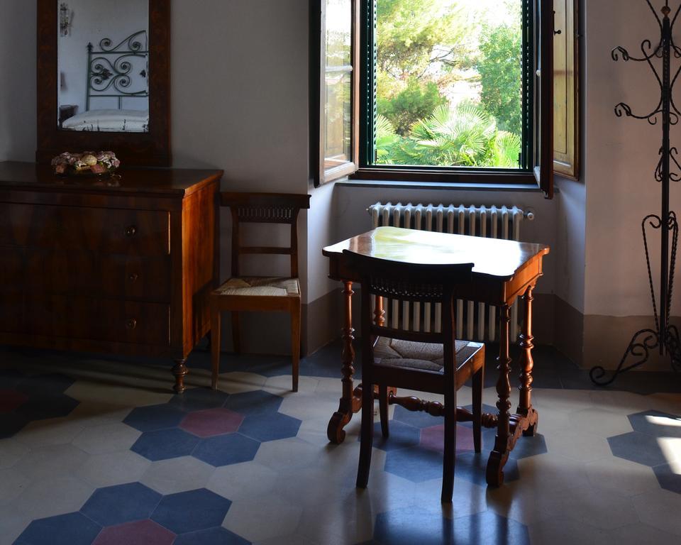 Villa Montanari Rosati Porto San Giorgio Bagian luar foto